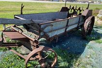  Unknown Manure Spreader - Antique Farm Equipment