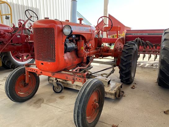  Allis Chalmers B Tractor - Antique Farm Equipment